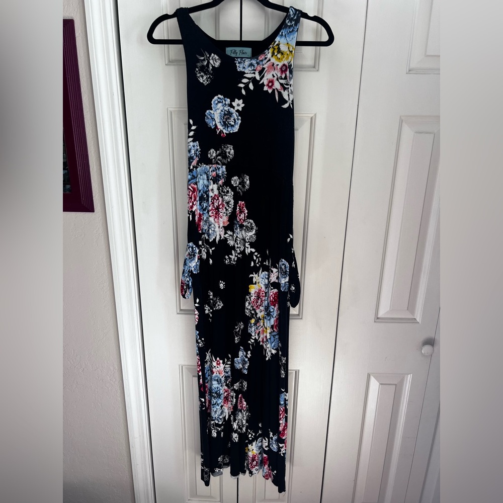 Filly Flair Black Floral Maxi Dress